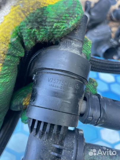 Клапан вентиляции топливного бака v757750680