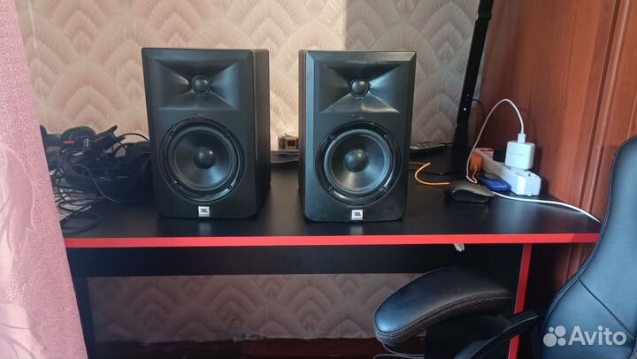 Студийные мониторы jbl 305p mkii