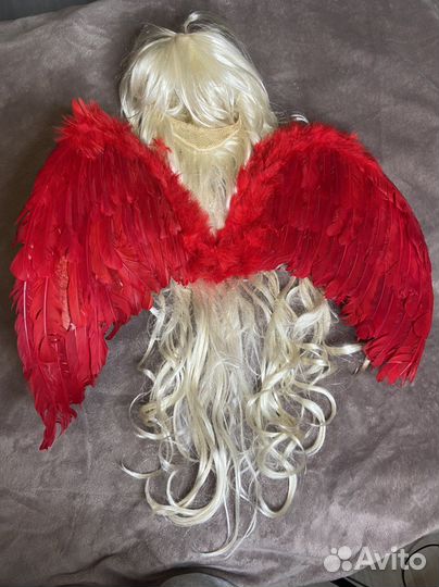 Парик, крылья, Хеллоуин