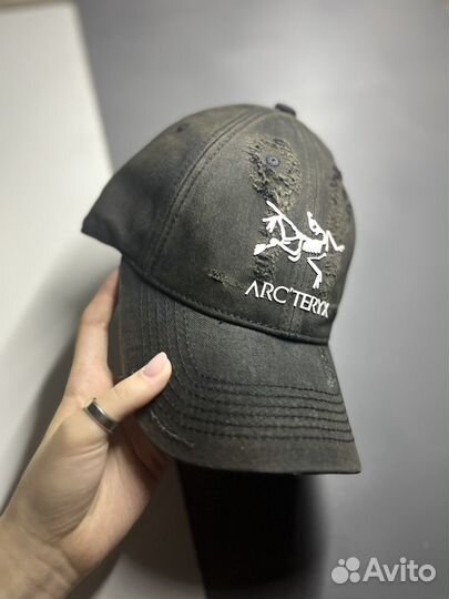 Arcteryx бейсболка