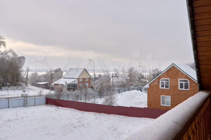 Дом 155,2 м² на участке 21,9 сот.