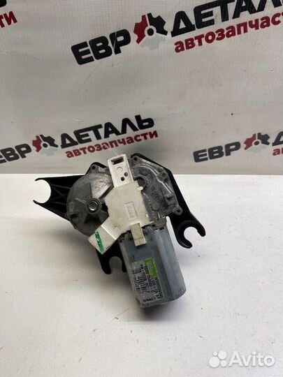 Мотор стеклоотчестителя задний Renault Duster