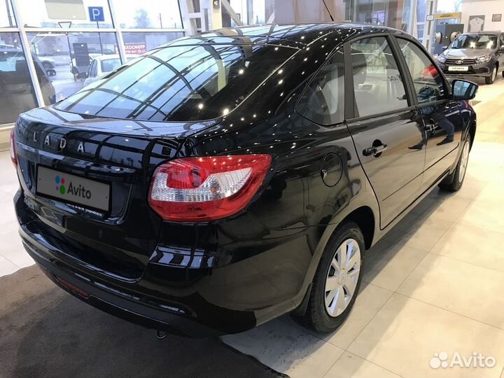 LADA Granta 1.6 МТ, 2022