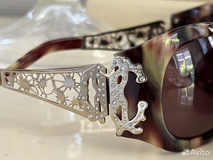 Очки от солнца женские Итальянские большой выбор