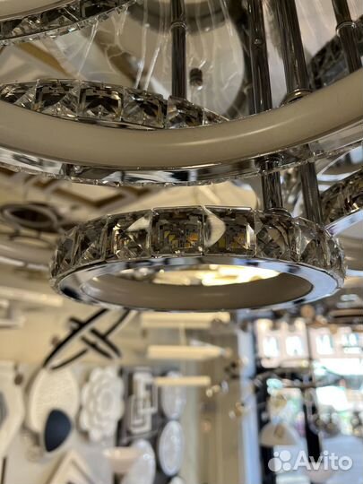 Люстра потолочная светодиодная с пультом