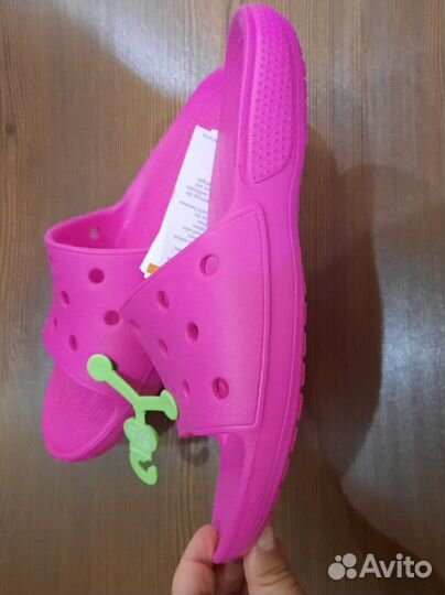 Новые шлепанцы crocs m6w8