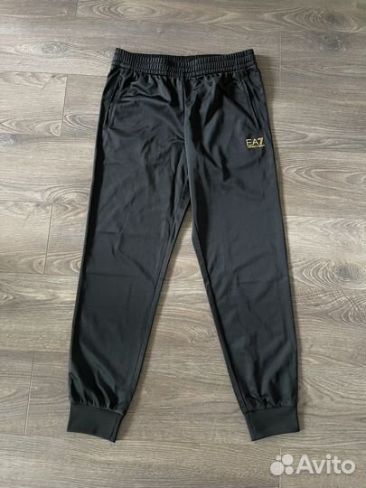 Мужской спортивный костюм EA7