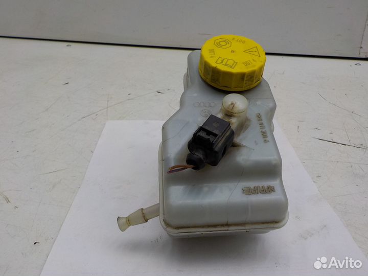 Бачок тормозной Volkswagen Polo (Sed RUS) 2011