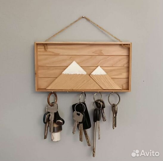 Ключница настенная из дерева