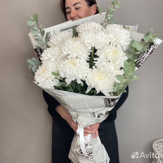 Хризантема белая букет
