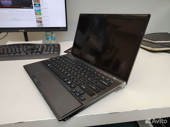 Sony vaio vpc z13v9r