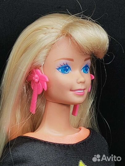 1993 год. Глиттер Хеир Барби. Малайзия, блондинка
