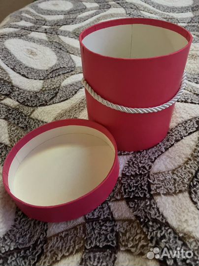 Коробка подарочная круглая