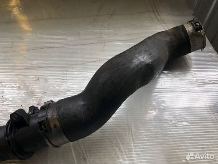 Патрубок интеркулера Mercedes-Benz C-Class W204