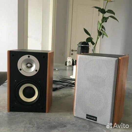 Колонки (с усилителем)