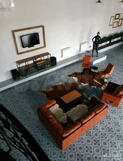 Коттедж 510 м² на участке 15 сот.