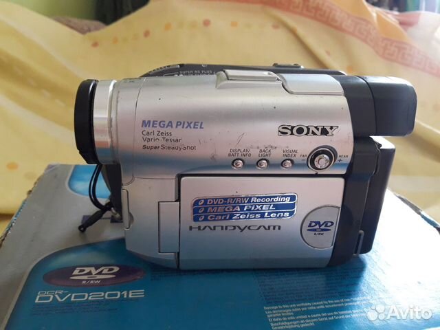 Видеокамера Sony DCR DVD201E