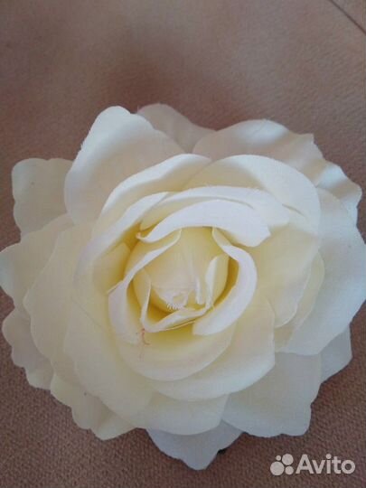 Заколка-брошь новая