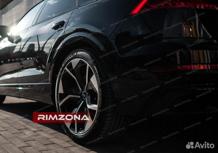 Кованые диски R22 на Audi Q8