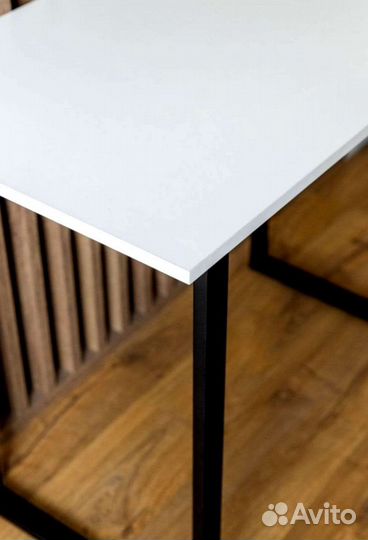 Стол (лофт ) новый
