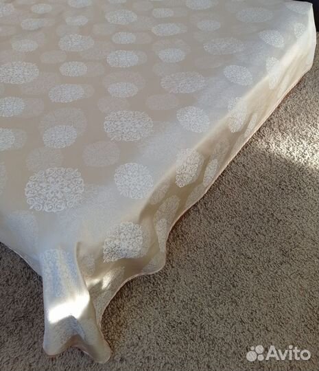 Покрывало на кровать