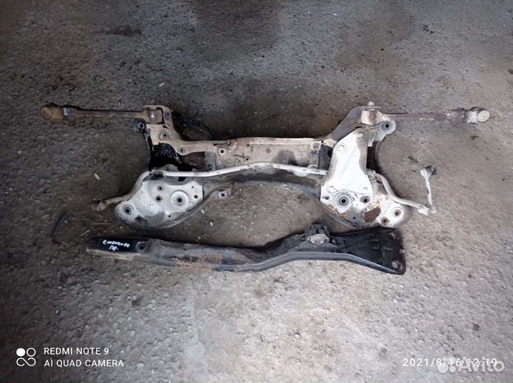 Подрамник передний митсубиси Галант 7