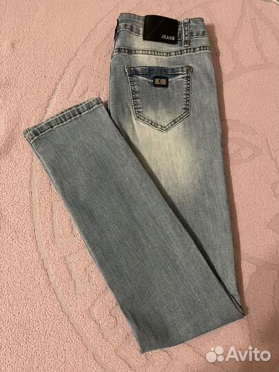 Джинсы