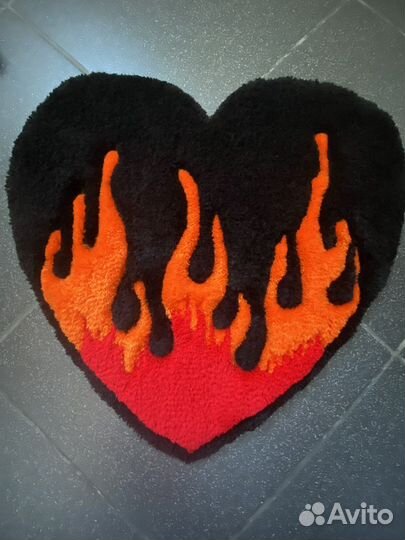 Тафтинговый ковер