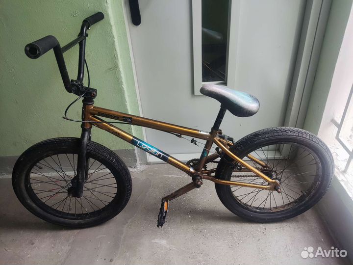 Трюковой велосипед BMX Mongoose legion L40 бу