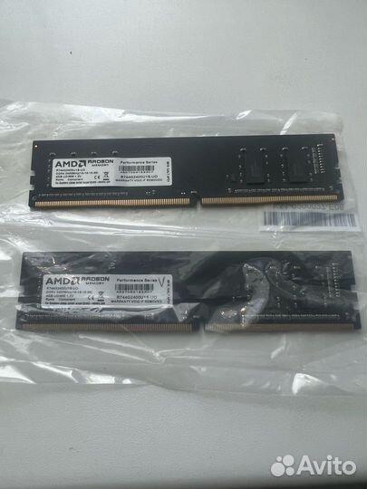 Оперативная память Radeon R7 R744G2400U1S-UO