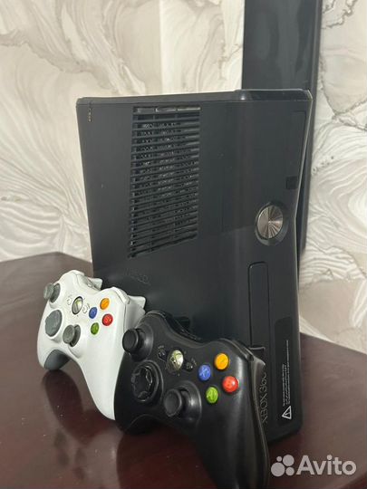 Xbox 360 slim прошитый freeboot