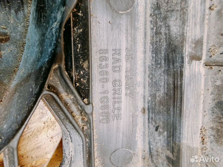 Решетка радиатора Kia Rio