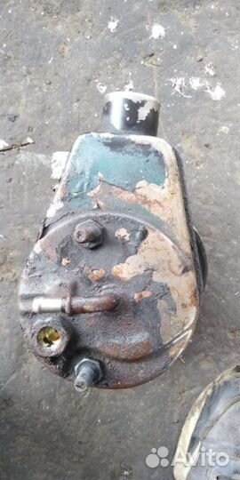 Насос гур Renault Megane K7M