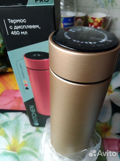 Кружка термос с датчиком температуры
