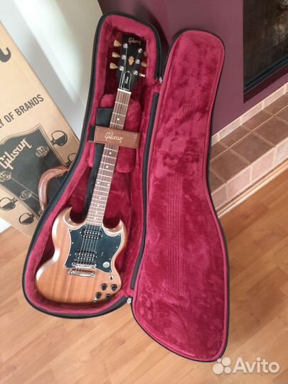 Электрогитара Gibson SG Tribute Natural Walnut