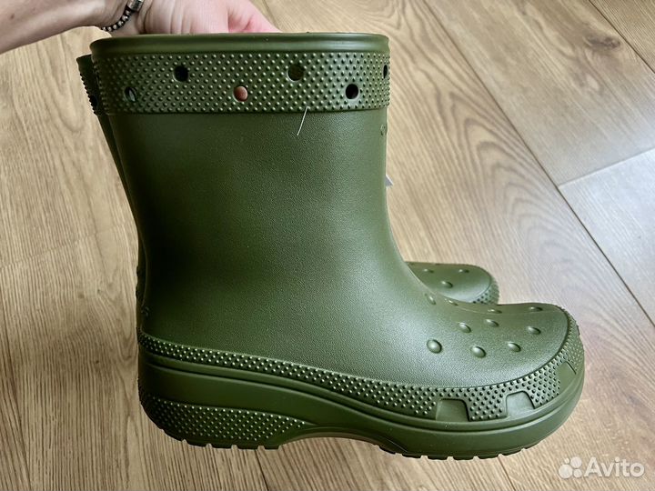 Crocs новые резиновые сапоги Classic Boot Army 39