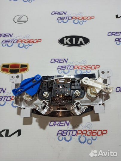 Блок управления климат-контролем Nissan Terrano