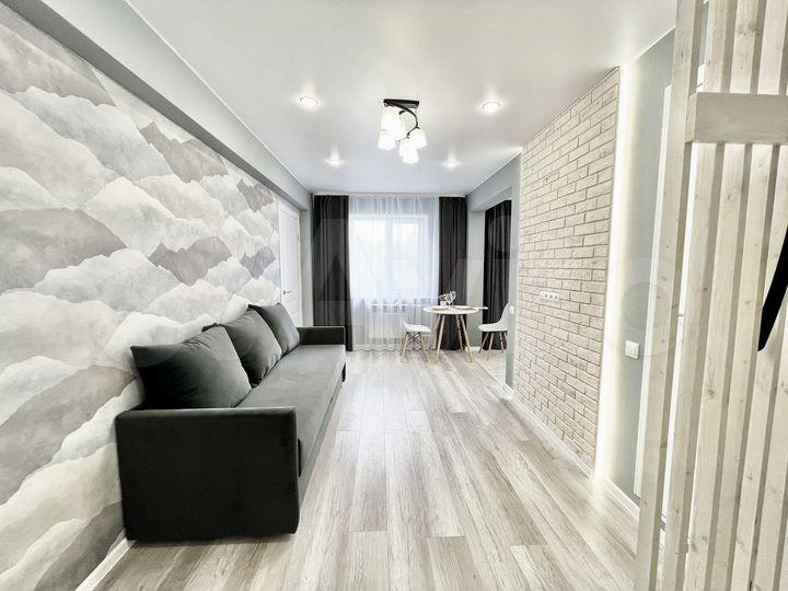 2-к. квартира, 43 м², 5/5 эт.