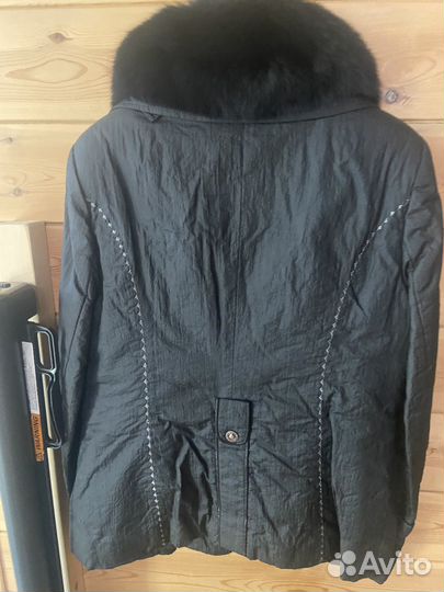 Куртка демисезонная женская с подкладом 44