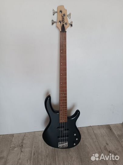 Бас-гитара Cort