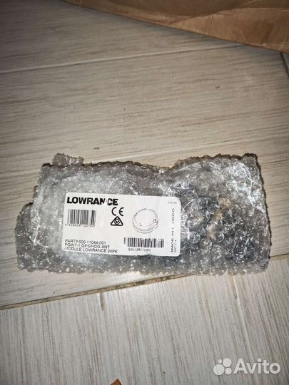 Компас lowrance point 1 с кабелем подключения