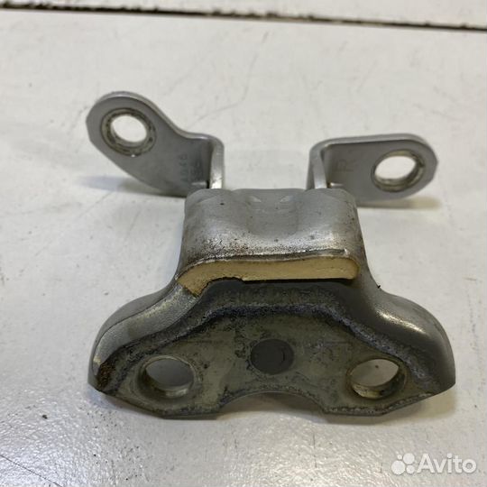 Петля двери задней правой верхняя Toyota Camry ASV