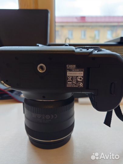 Продам цифровую камеру canon 5d mark lll