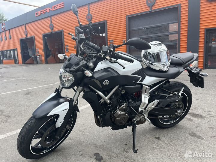 Yamaha MT-07 (Ямаха мт 07)