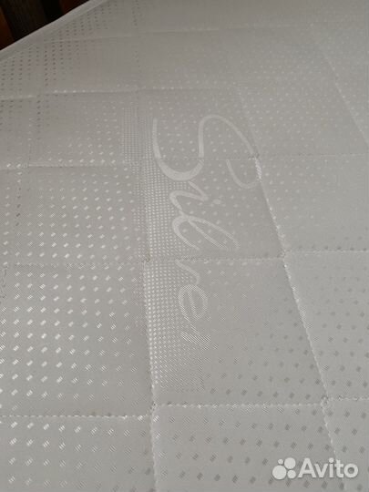 Детская кровать с новым матрасом