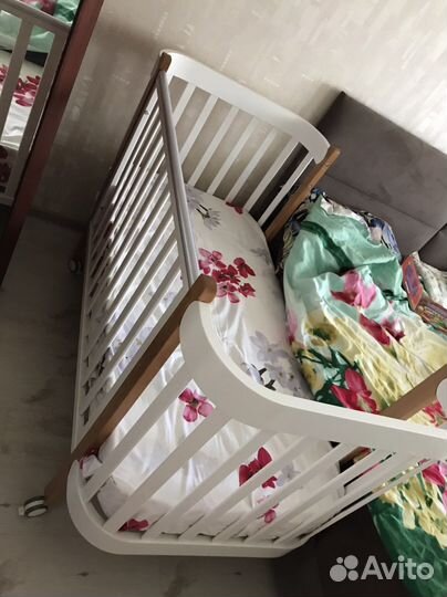 Кроватка mommy LUX