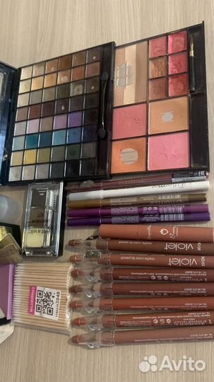 Набор косметики пакетом