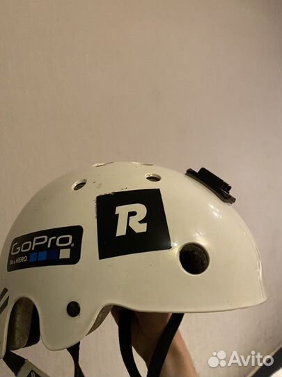 Шлем и наколенники fuse