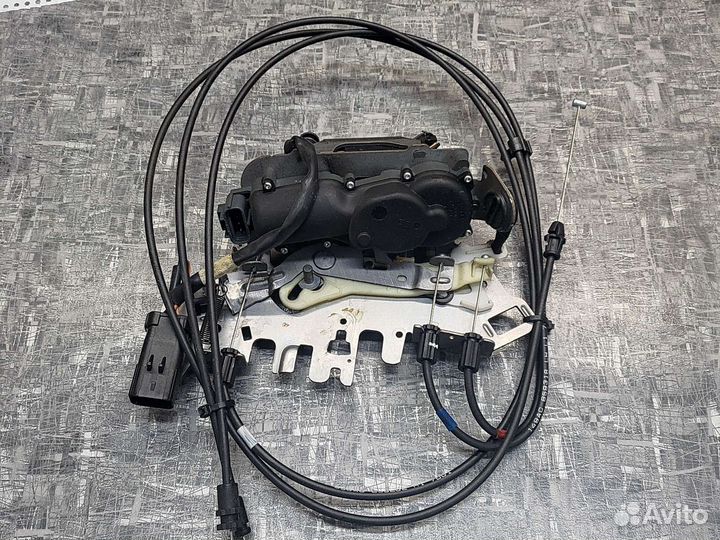 Эл. Замок задней двери Крайслер Вояджер 01-07г