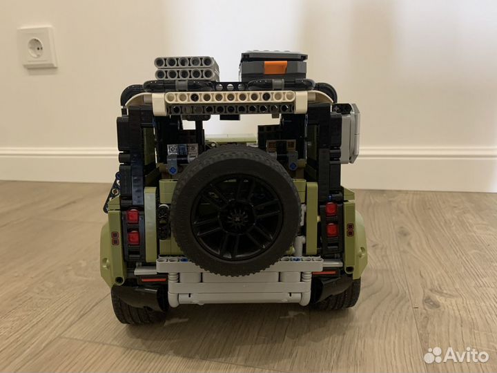 Lego Technic 42110 land rover defender